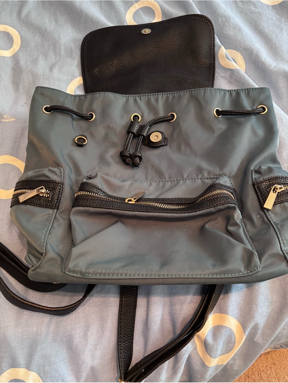 Source Unknown Gray Drawstring Backpack with Black Trim